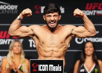 Arman Tsarukyan : Parcours, contrats, gains en carrière et plus encore