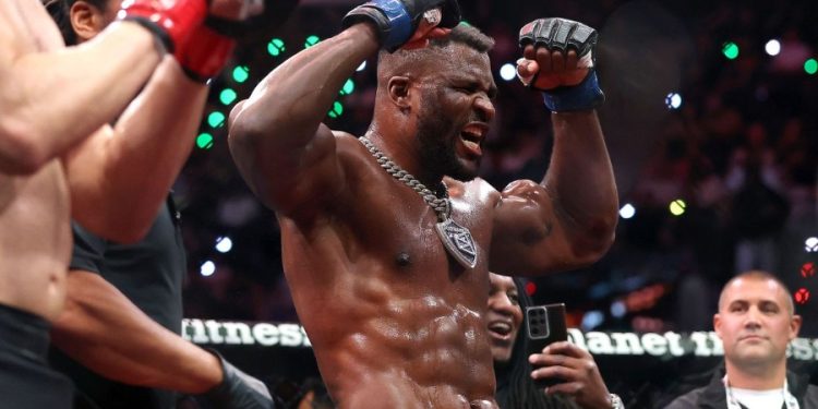 MVP MMA 1 : tous les résultats et les moments forts de la soirée historique sur Netflix