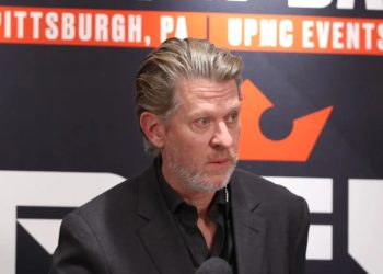 Vers un divorce retentissant entre la PFL et ESPN, Netflix et Fox en embuscade