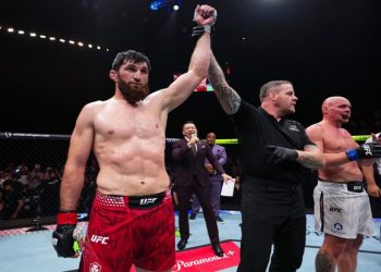 UFC Abu Dhabi : Ankalaev s&rsquo;impose face à un Guskov impuissant, résultats complets de la soirée